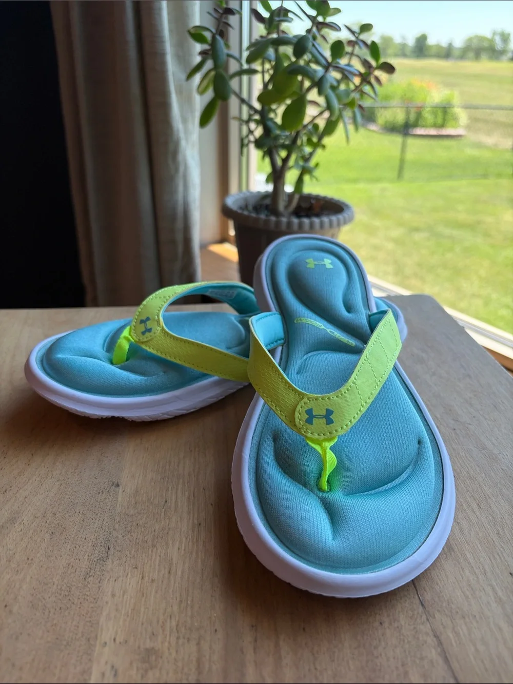 Under Armour Kids Teal and Neon Yellow Foam Thong Sandals